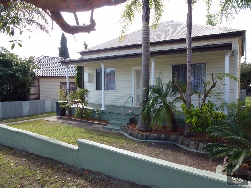 38 Queen Street, Waratah West NSW 2298