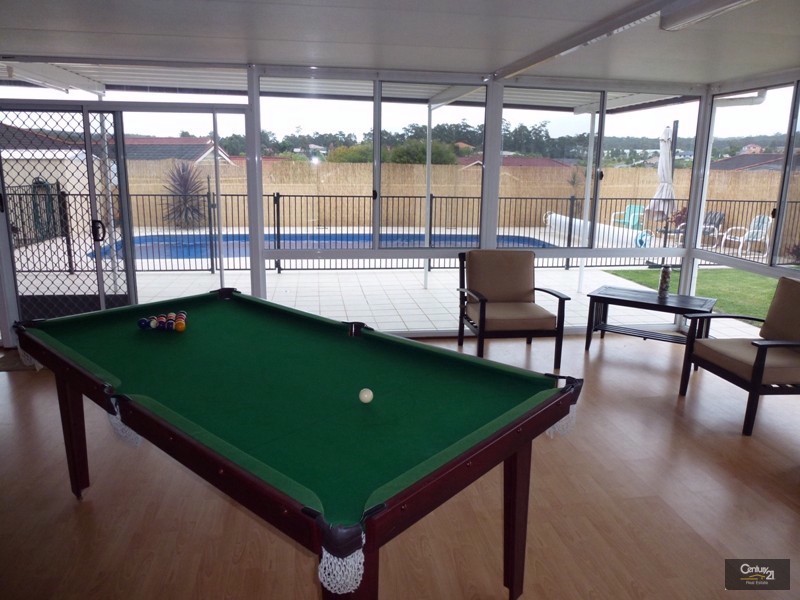 1  Peacock Court, Cameron Park NSW 2285