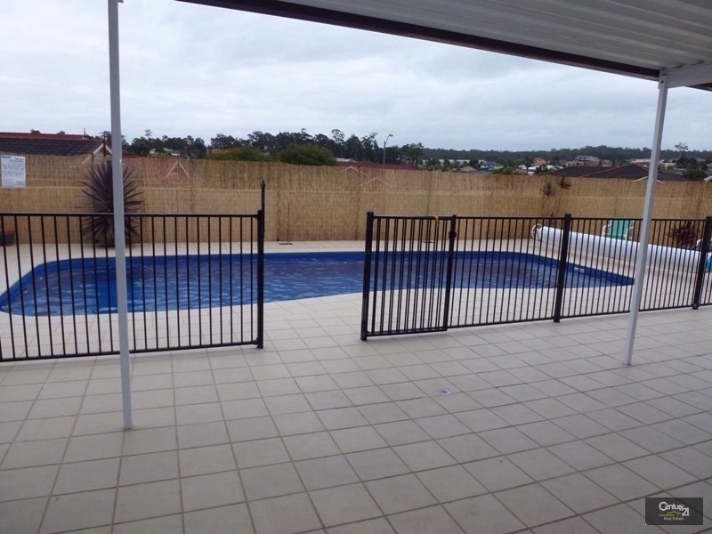 1  Peacock Court, Cameron Park NSW 2285