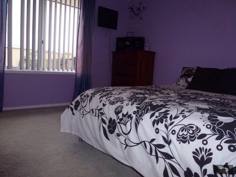 1  Peacock Court, Cameron Park NSW 2285