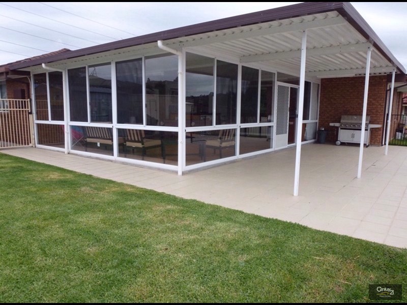 1  Peacock Court, Cameron Park NSW 2285