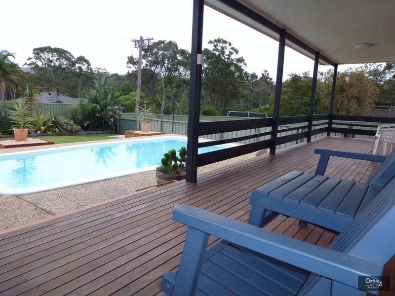 5 Stephenson Street, Killingworth NSW 2278