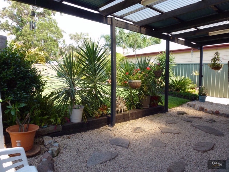5 Stephenson Street, Killingworth NSW 2278