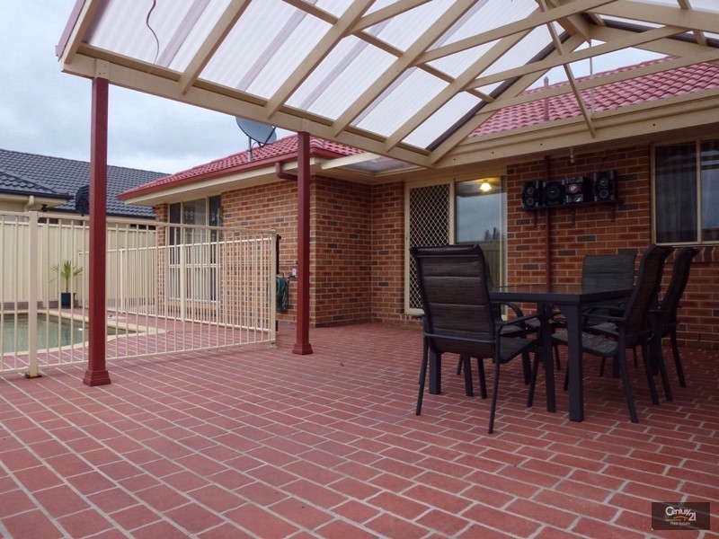 3 Hannah Street, Cameron Park NSW 2285