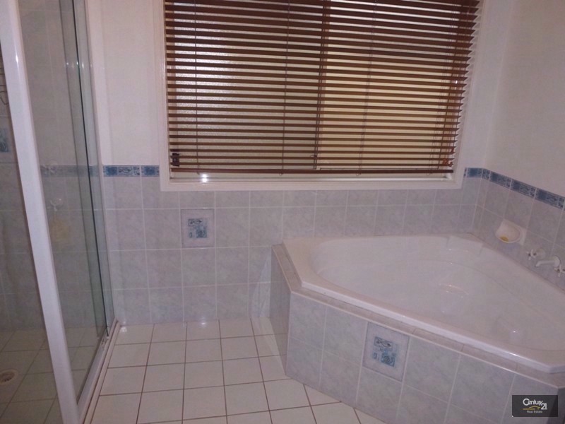 3 Hannah Street, Cameron Park NSW 2285