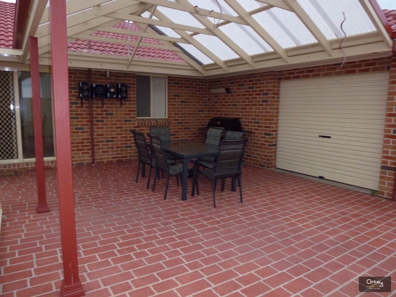 3 Hannah Street, Cameron Park NSW 2285