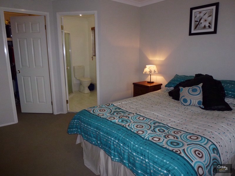 3 Hannah Street, Cameron Park NSW 2285