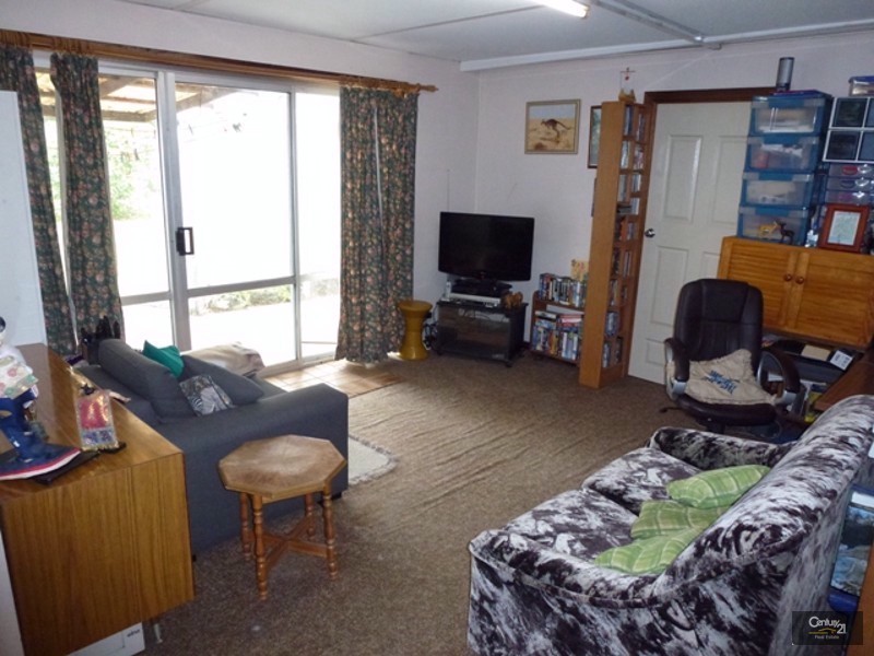55 The Broadway, Killingworth NSW 2278