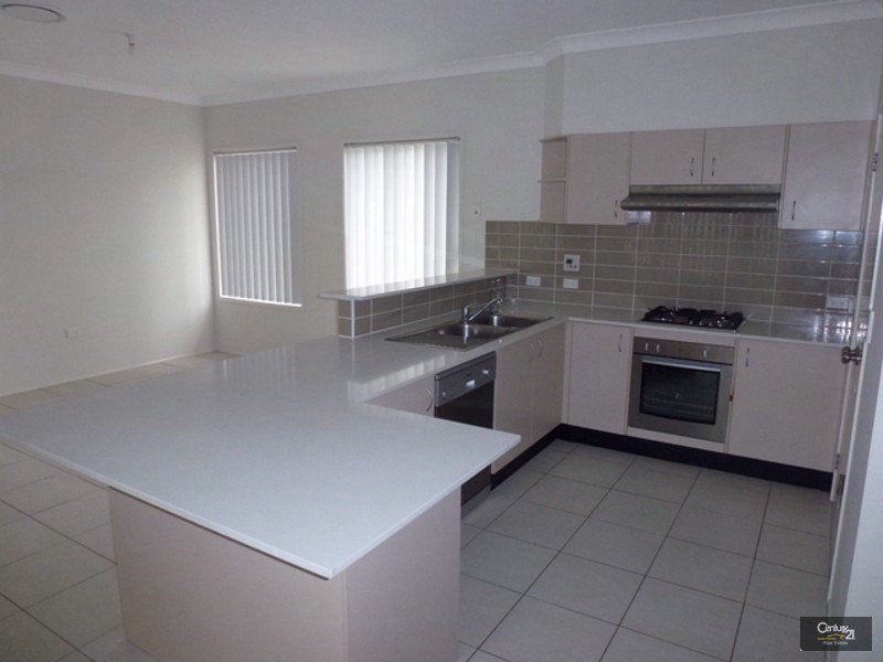 18 Ridgemont Avenue, Cameron Park NSW 2285
