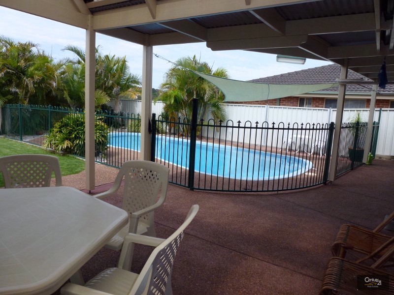 9 Peatmoss Drive, Cameron Park NSW 2285