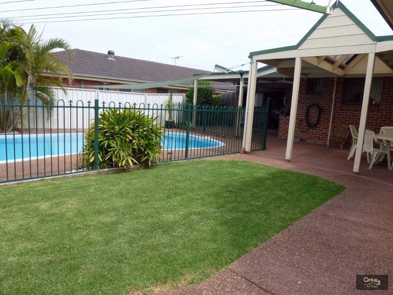 9 Peatmoss Drive, Cameron Park NSW 2285