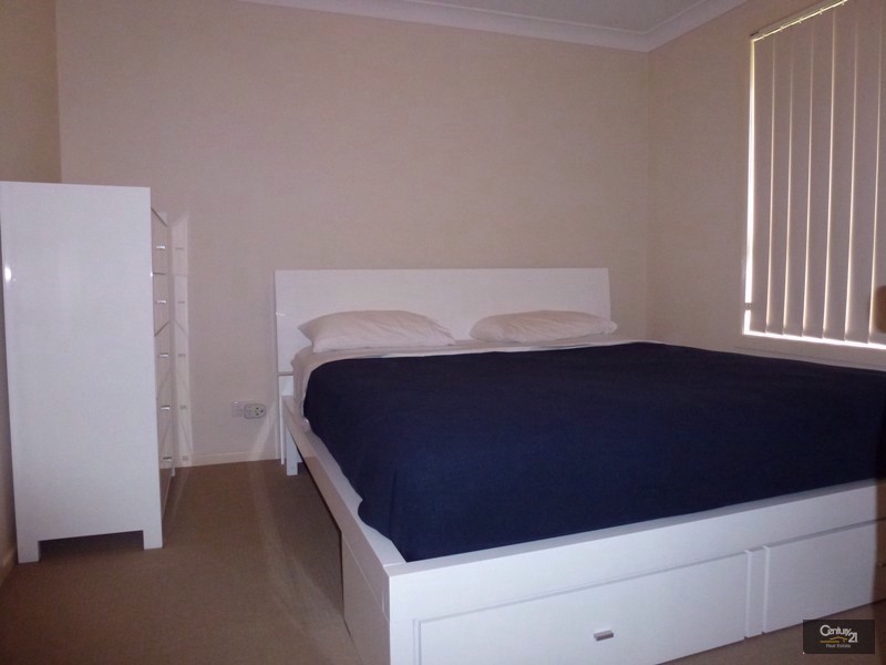 2 Greenock Court, Cameron Park NSW 2285