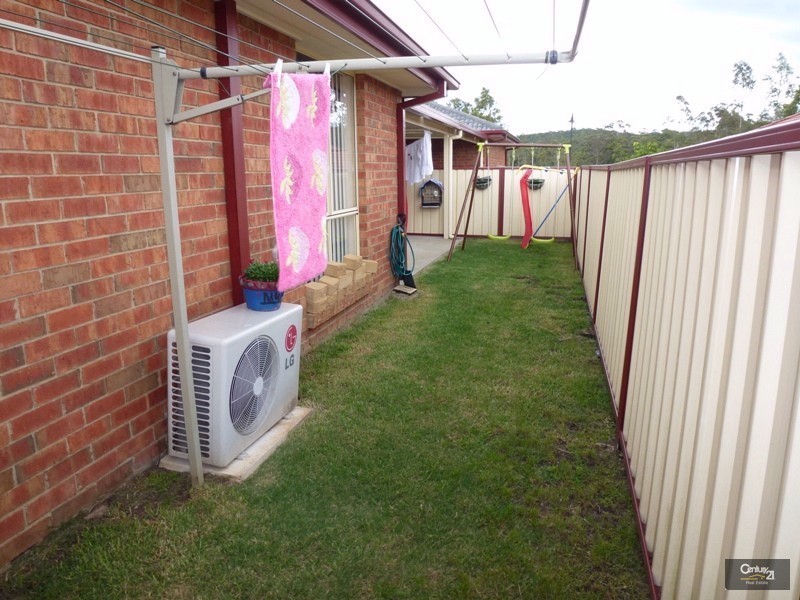 2 Greenock Court, Cameron Park NSW 2285