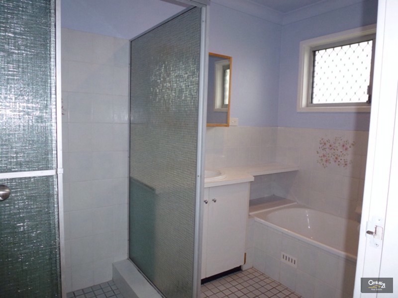 1 Bonarius Street, Edgeworth NSW 2285