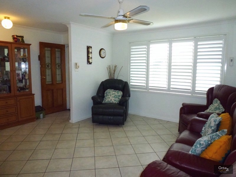 77 Oakville Road, Edgeworth NSW 2285