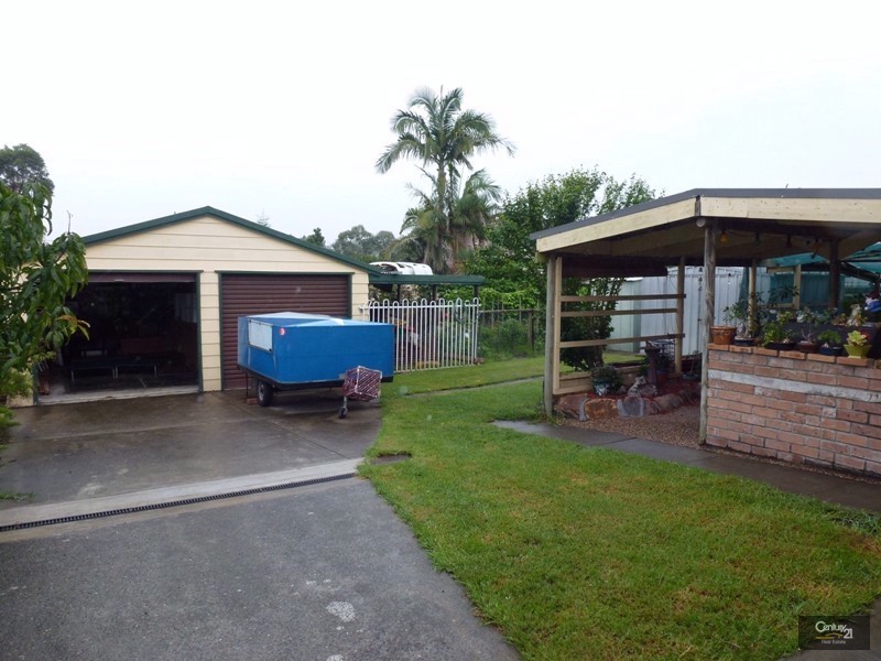 77 Oakville Road, Edgeworth NSW 2285