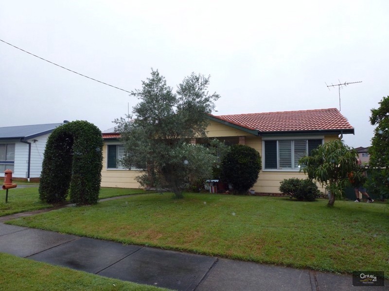 77 Oakville Road, Edgeworth NSW 2285