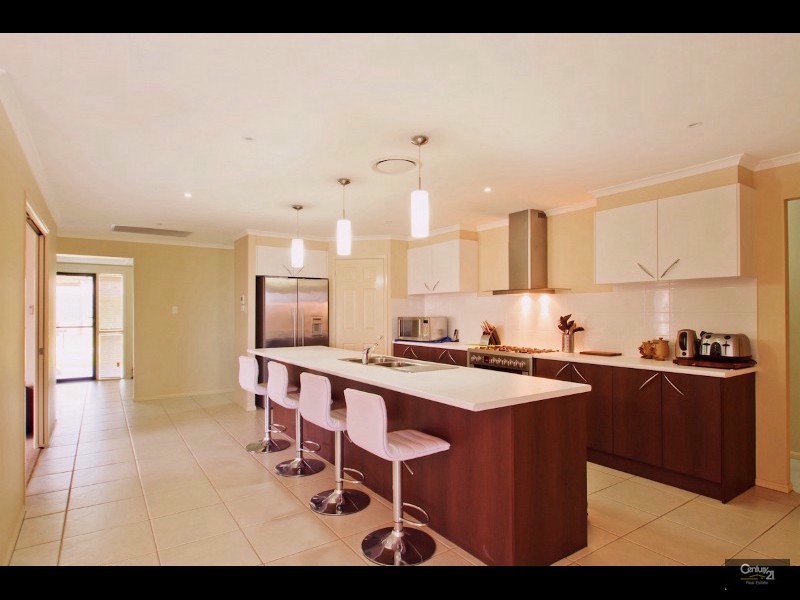 50 Billabong Drive, Cameron Park NSW 2285