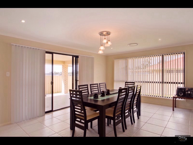 50 Billabong Drive, Cameron Park NSW 2285