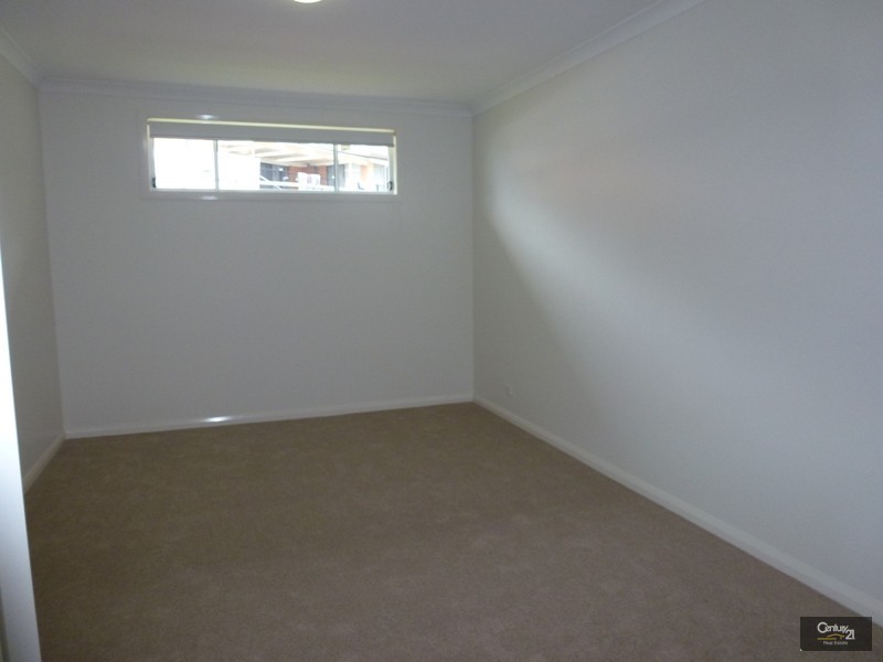 16 Graysynd Circuit, Cameron Park NSW 2285