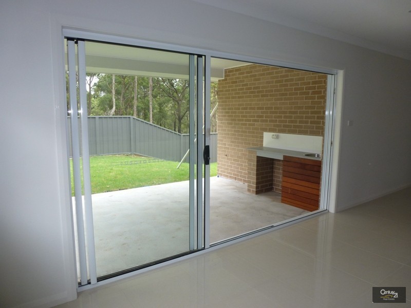 16 Graysynd Circuit, Cameron Park NSW 2285