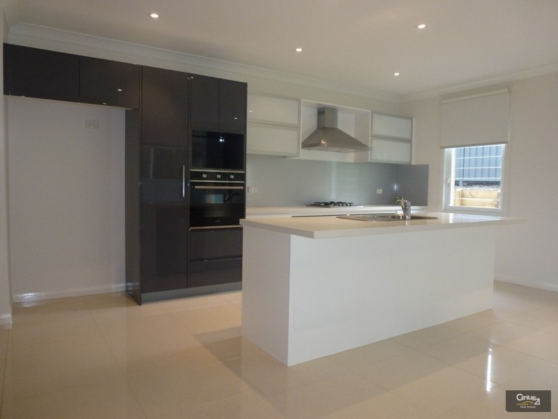 16 Graysynd Circuit, Cameron Park NSW 2285