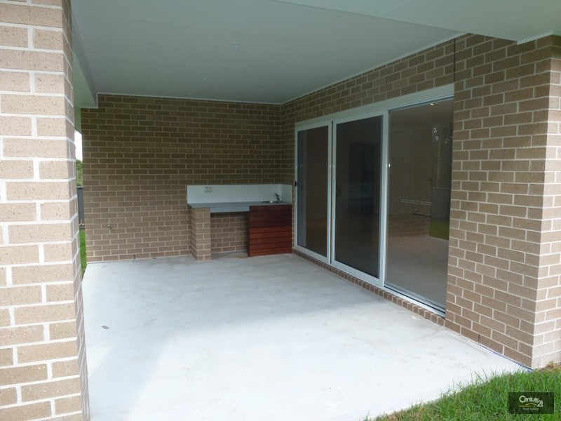 16 Graysynd Circuit, Cameron Park NSW 2285