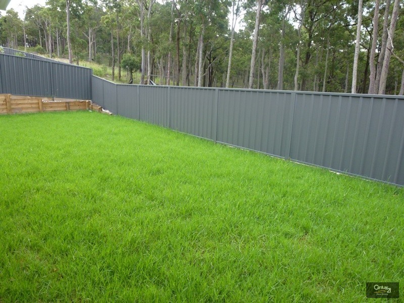 16 Graysynd Circuit, Cameron Park NSW 2285