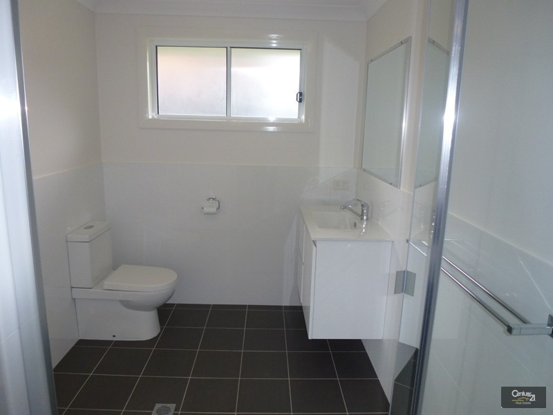 16 Graysynd Circuit, Cameron Park NSW 2285