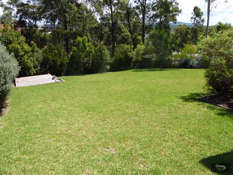 6 Vostok Cove, Cameron Park NSW 2285