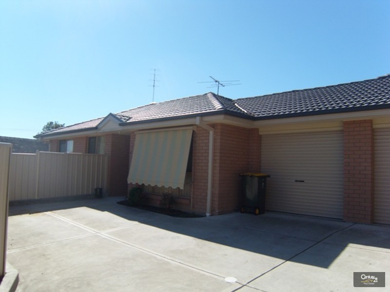 1/3 Lovell Parade, Shortland NSW 2307