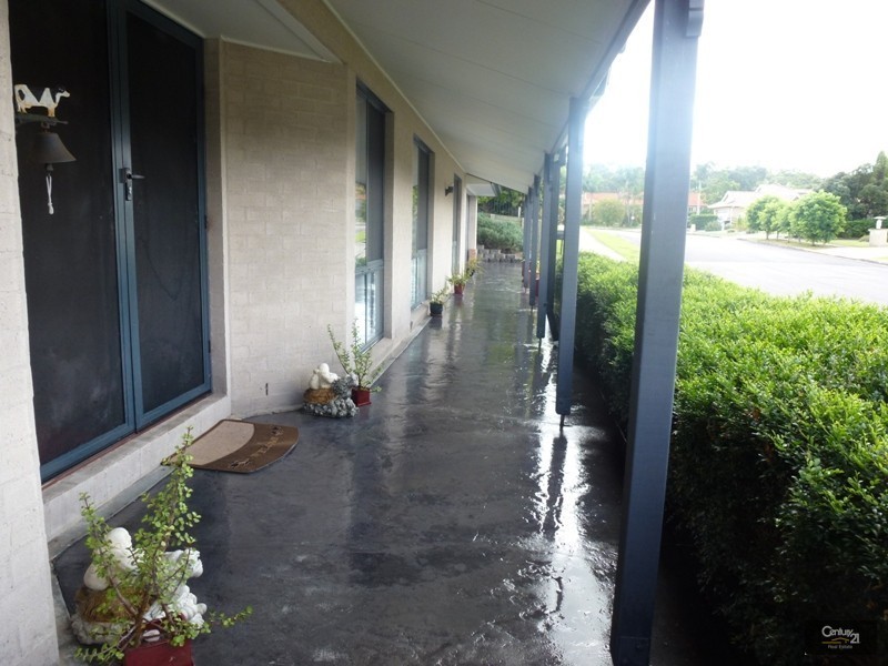 1 St Andrew Way, Fletcher NSW 2287