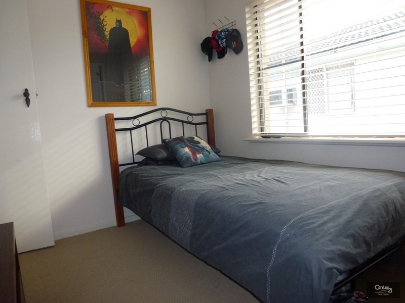 20 Newbold Road, Macquarie Hills NSW 2285