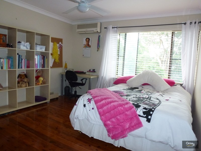 20 Newbold Road, Macquarie Hills NSW 2285