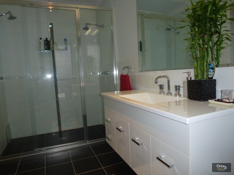 2 Shipley Street, Cameron Park NSW 2285