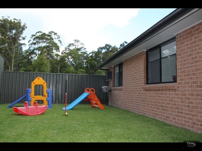 2 Shipley Street, Cameron Park NSW 2285