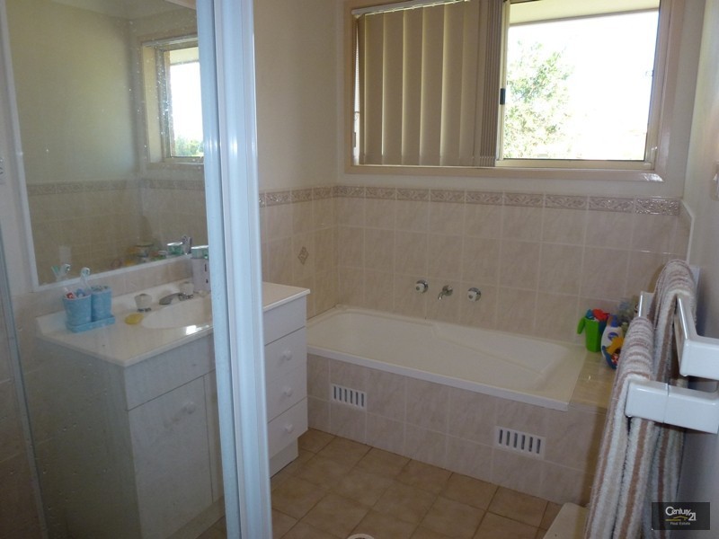 6 Elanet Avenue, Cameron Park NSW 2285