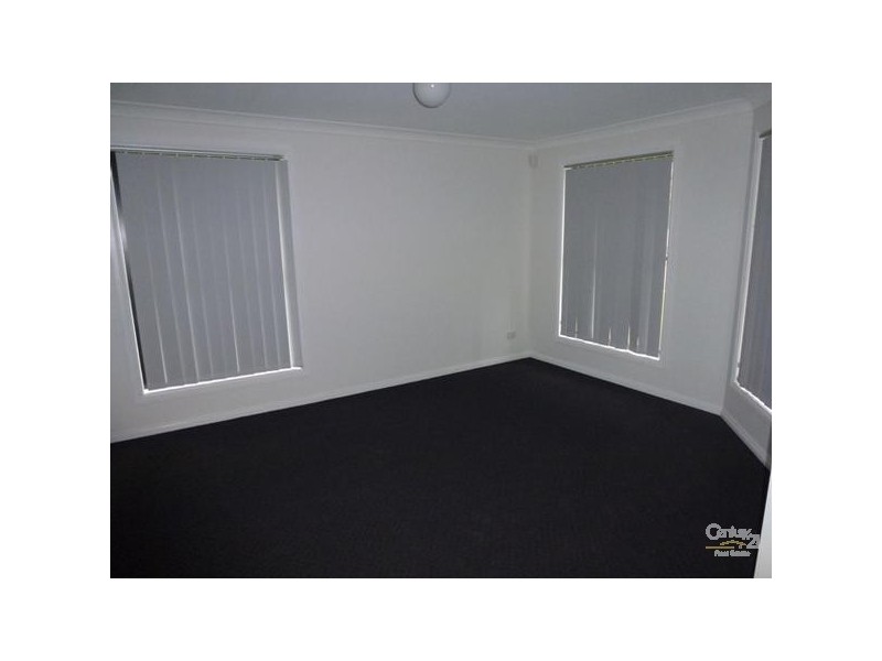 21 Dunbar Road, Cameron Park NSW 2285