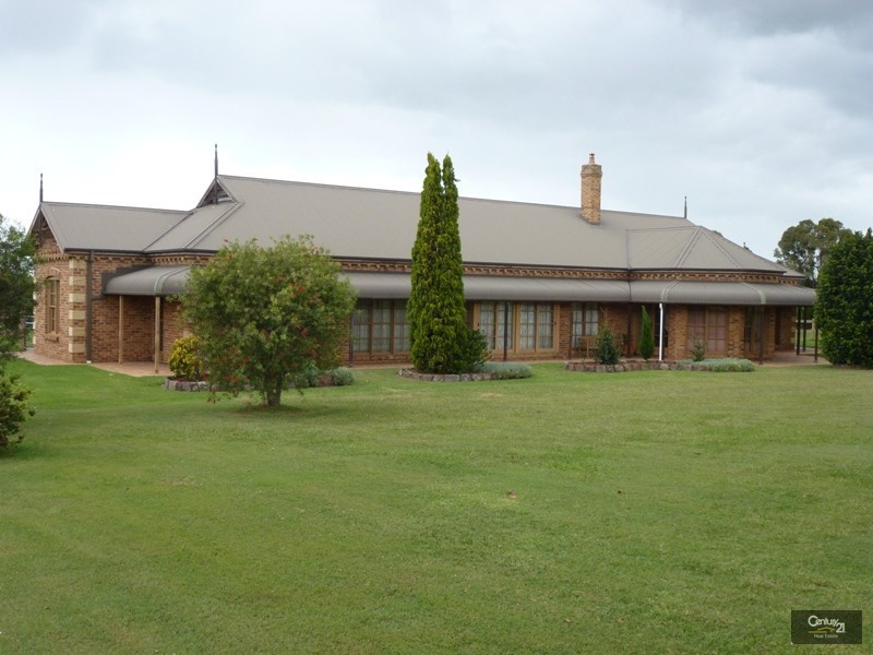 7 Walter Parade, Black Hill NSW 2322