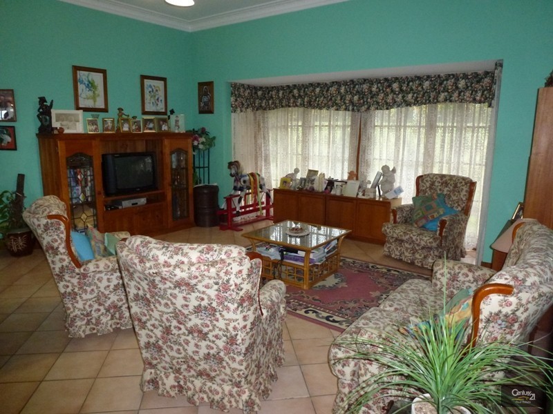 7 Walter Parade, Black Hill NSW 2322