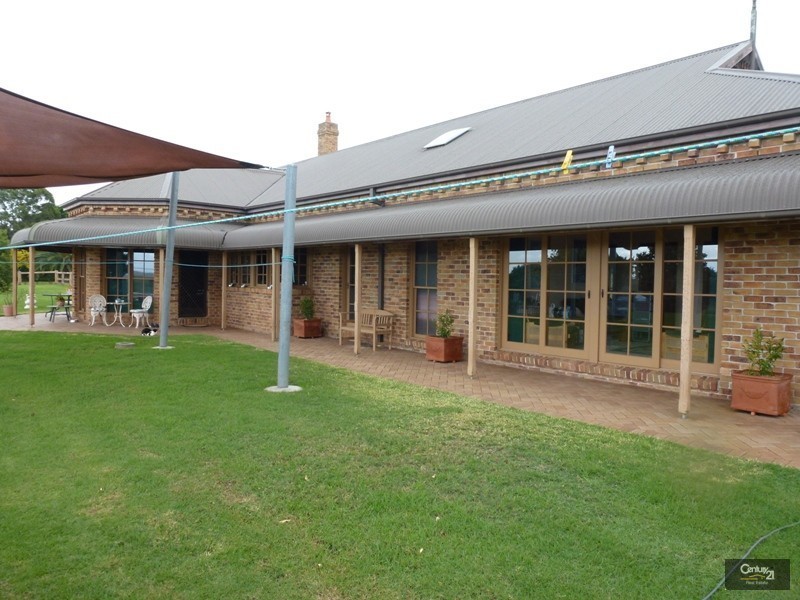 7 Walter Parade, Black Hill NSW 2322
