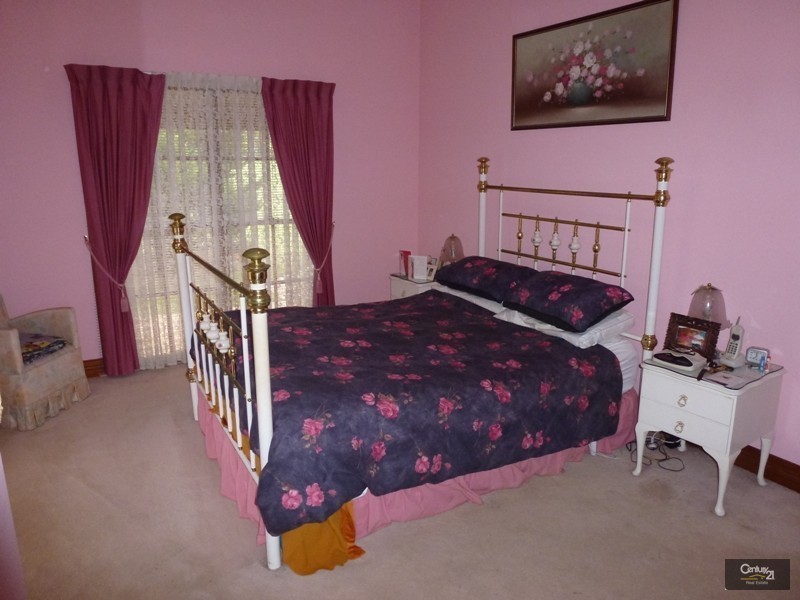 7 Walter Parade, Black Hill NSW 2322