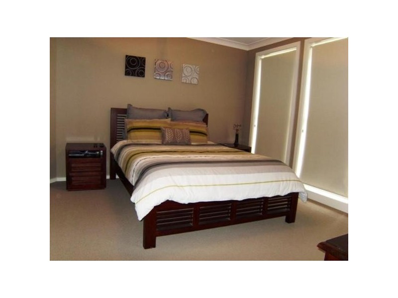 34 Northridge Drive, Cameron Park NSW 2285