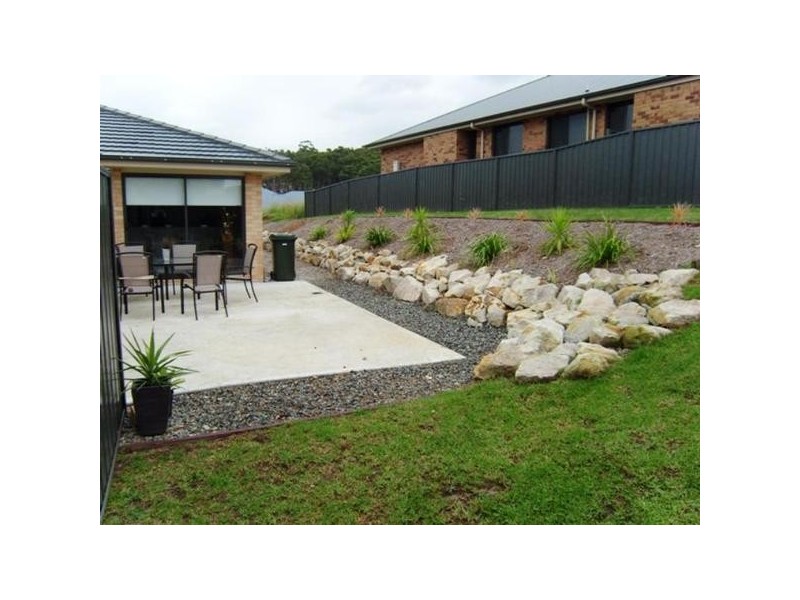 34 Northridge Drive, Cameron Park NSW 2285