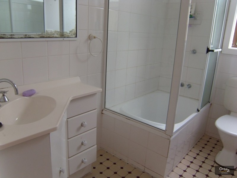 76 Conmurra Circuit, Shortland NSW 2307