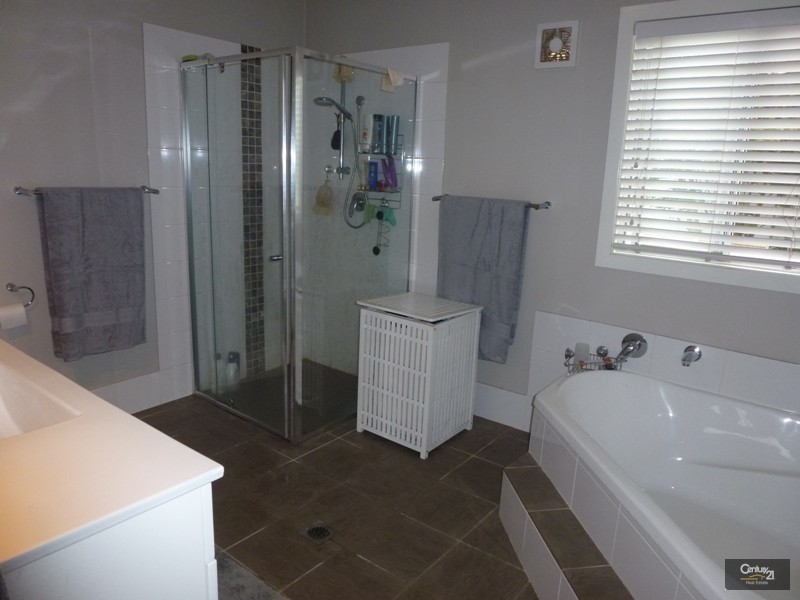 16 Minmi Road, Edgeworth NSW 2285