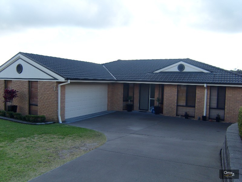 11 Araminta Chase, Cameron Park NSW 2285