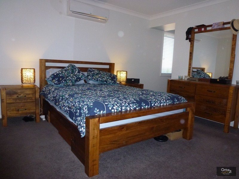 65 Araminta Chase, Cameron Park NSW 2285