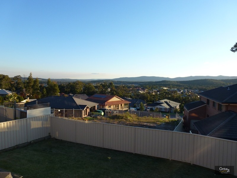 65 Araminta Chase, Cameron Park NSW 2285