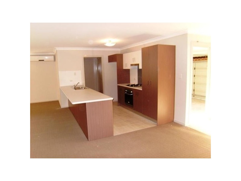 37 Tenyo Street, Cameron Park NSW 2285